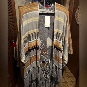Western Poncho, long fringe, animal skull